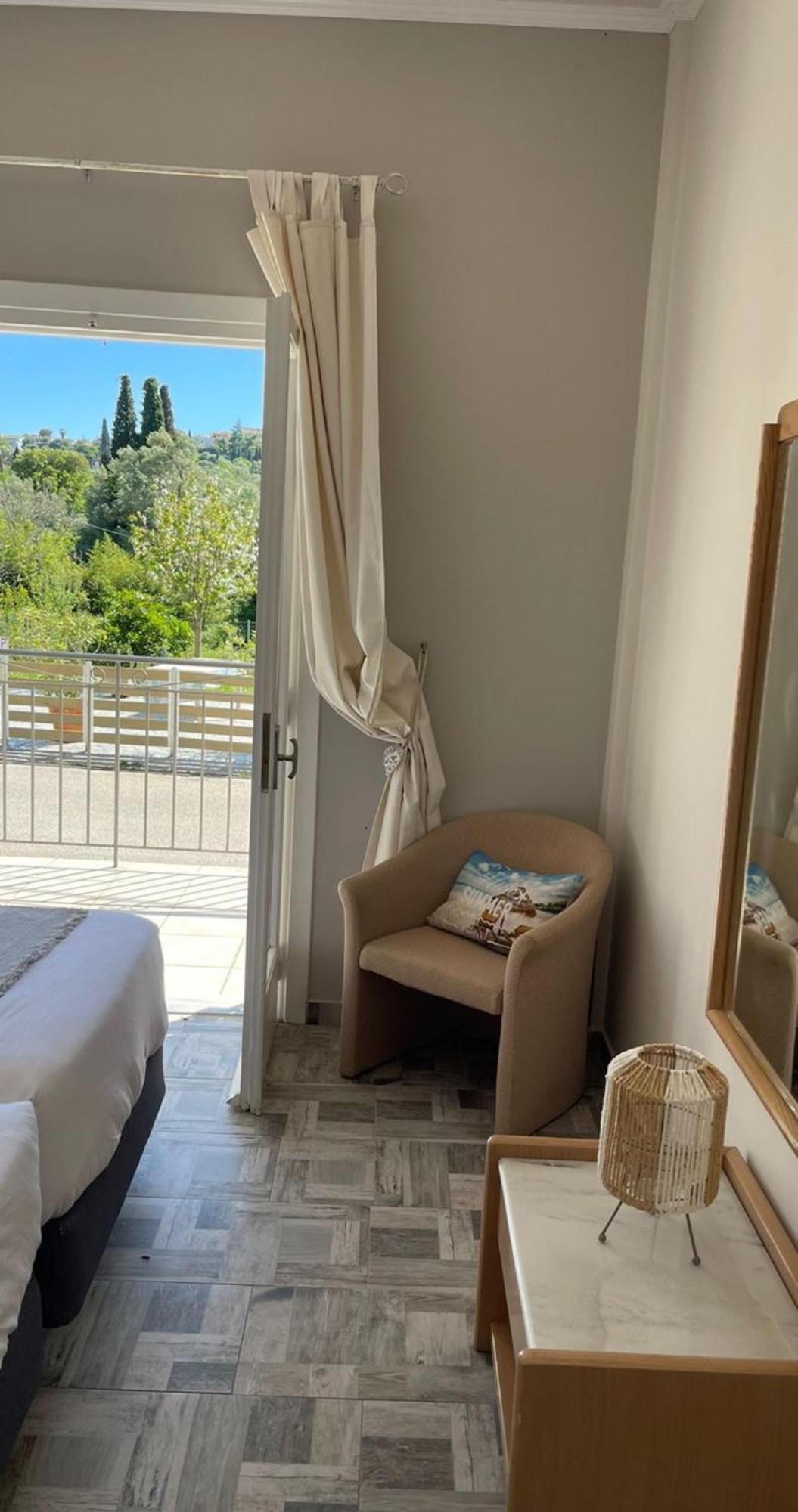Georgia'S Apartments, Ipsos Corfu מראה חיצוני תמונה