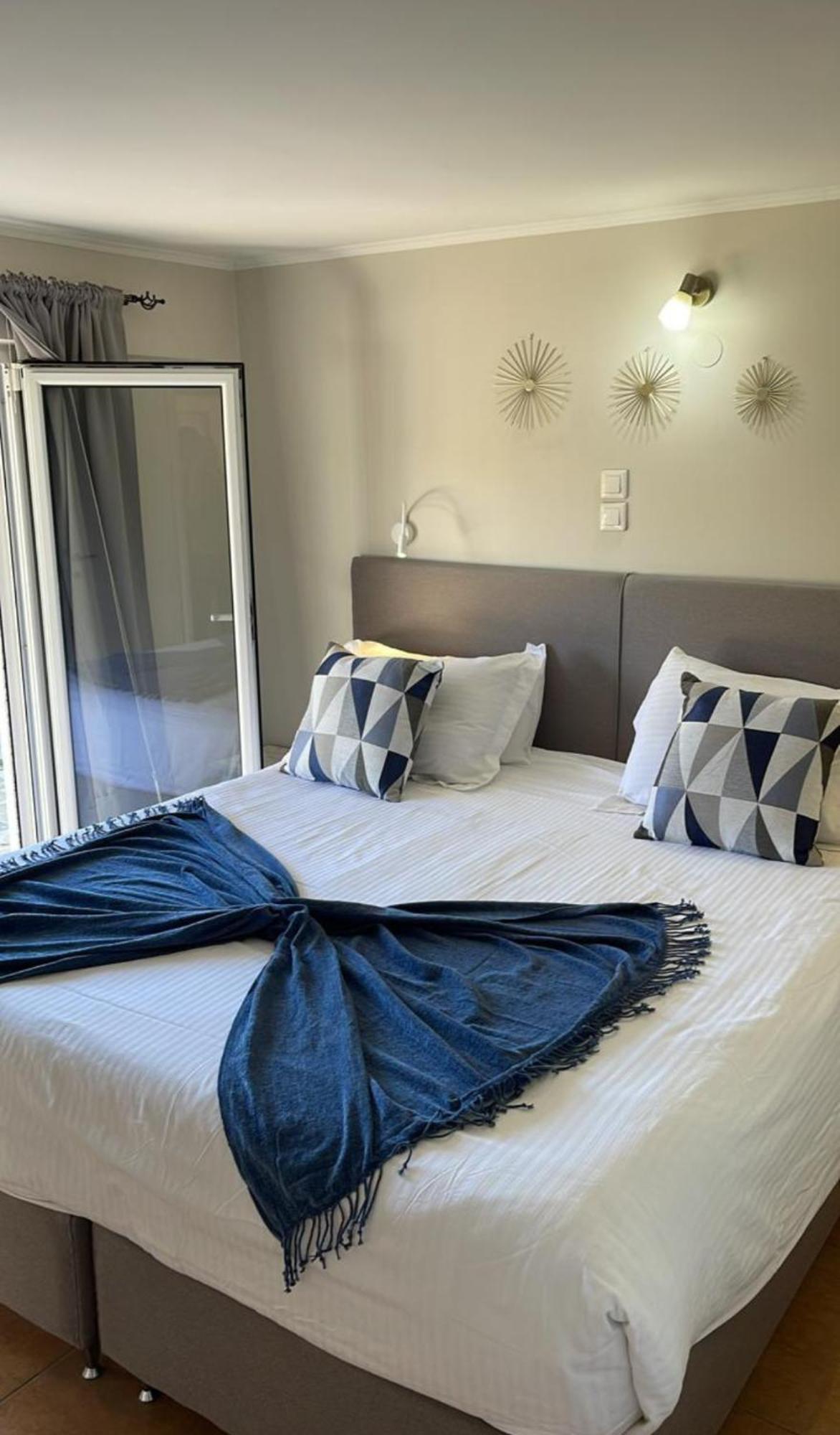 Georgia'S Apartments, Ipsos Corfu מראה חיצוני תמונה