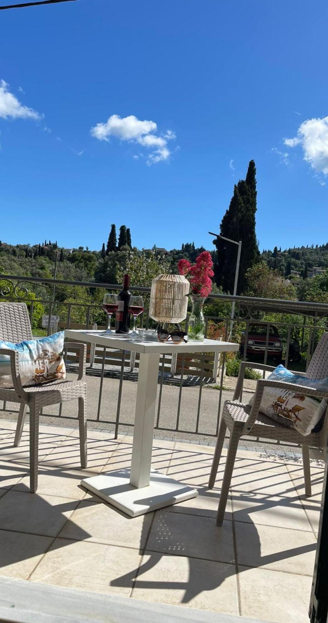 Georgia'S Apartments, Ipsos Corfu מראה חיצוני תמונה