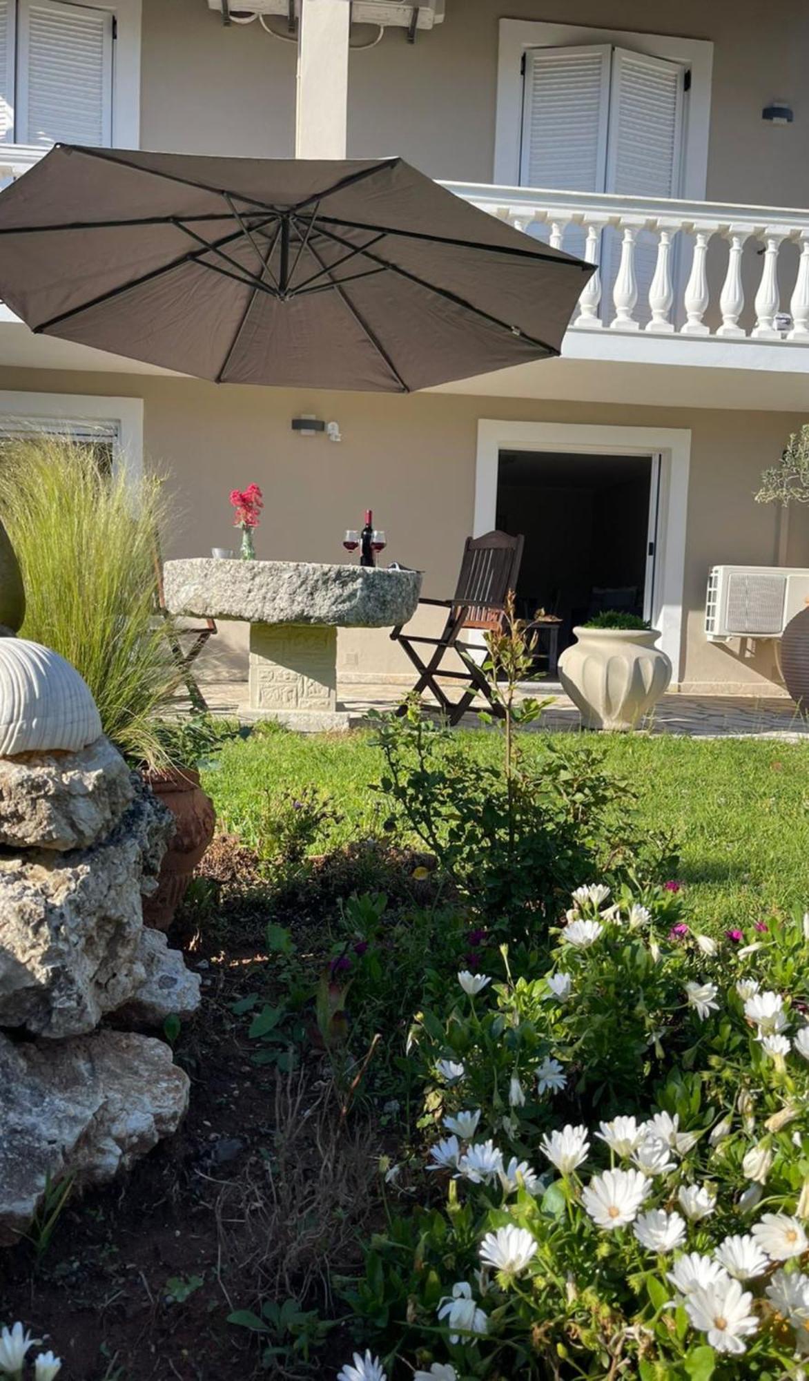 Georgia'S Apartments, Ipsos Corfu מראה חיצוני תמונה